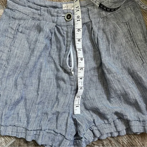 Andrea Jovine 100% Linen, Blue and White Striped High Waisted Shorts, Women’s 4 - Picture 6 of 10